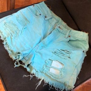 Levi 505 cutoffs